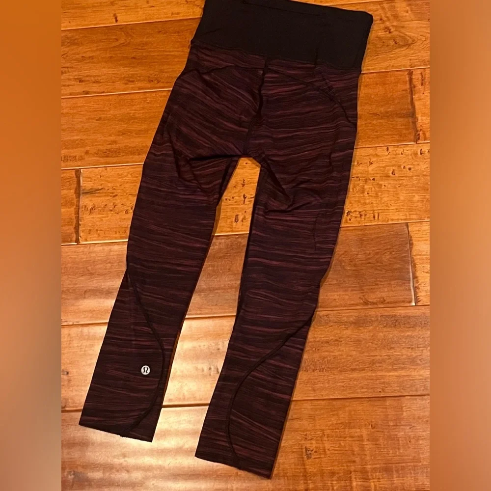 Lululemon Run The Day Crop Size 2 - Picture 12 of 12